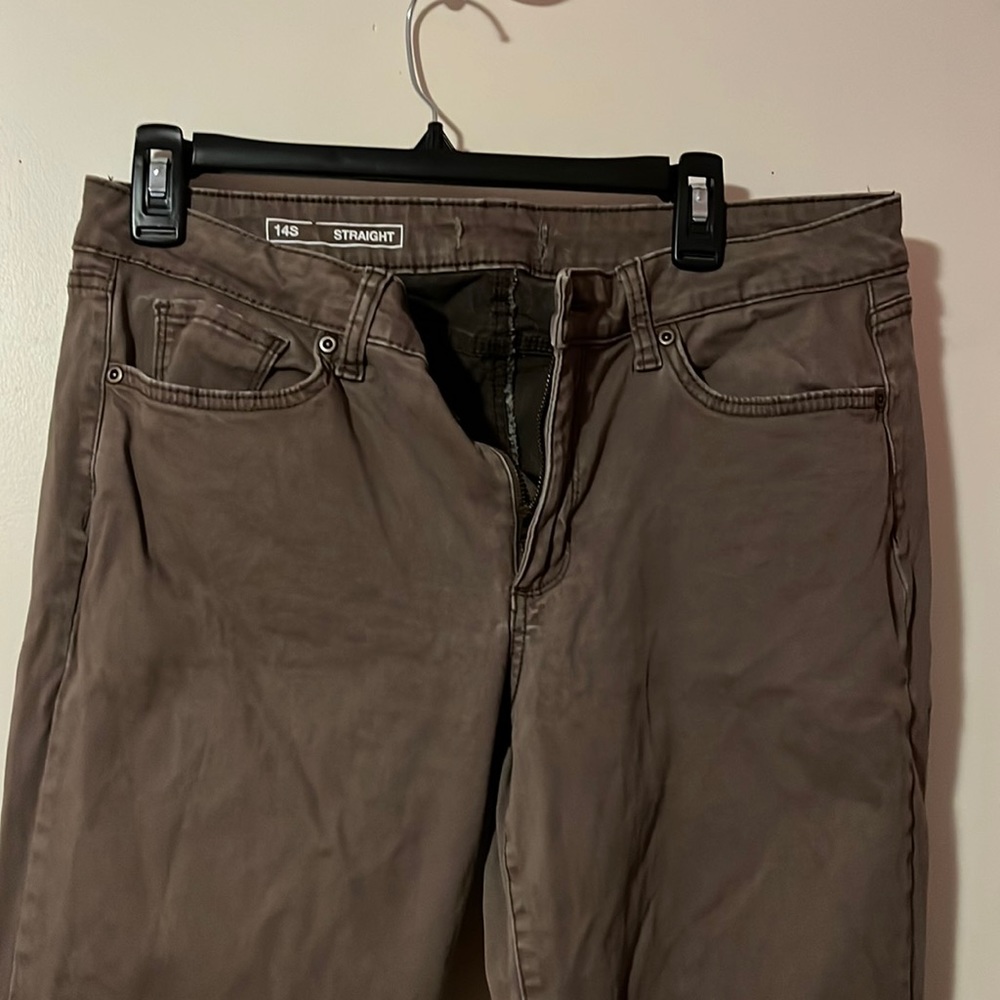 Brown skinny, straight, low rise